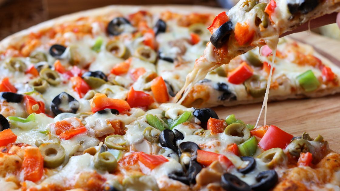 can-dogs-eat-pizza-minime-pet